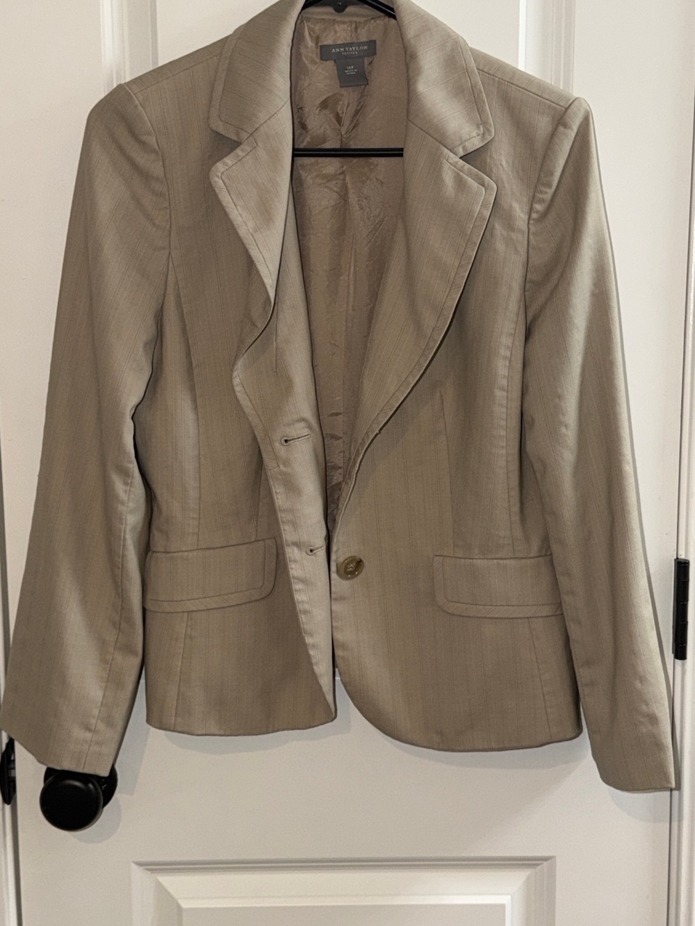 Ann Taylor Tan Single-Button Tailored Blazer